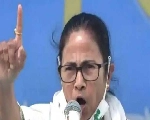 बंगाल की महिलाओं के आत्मसम्मान और गरिमा से खिलवाड़ न करें प्रधानमंत्री मोदी : ममता बनर्जी