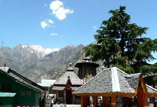 हिमाचल प्रदेश की 10 खूबसूरत जगहें, मई महीने में करें घूमने का प्लान