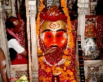 काल भैरव प्रतिमा मदिरापान करती हैं लेकिन कैसे यह कोई नहीं जानता