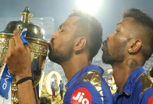 जानिए, IPL चैम्पियन बनने पर मुंबई और उपविजेता चेन्नई को कितने करोड़ रुपए मिले