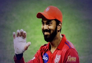 IPL-13 : किंग्स इलेवन पंजाब के कप्तान केएल राहुल के सिर पर सजी ऑरेंज कैप