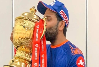 IPL-13 : रोहित शर्मा ने कहा- 'जीत की जिद' ने मुंबई को 5वीं बार आईपीएल चैम्पियन बनाया