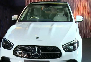 मर्सिडीज-बेंज की लग्जरी कारें भी अगले महीने से हो जाएंगी महंगी, कीमत में होगा इजाफा