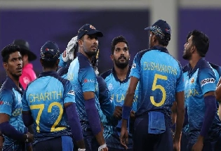श्रीलंकाई ऑलराउंडर ने तोड़ा यह नियम तो आईसीसी ने किया निलंबित, बैठना होगा बाहर