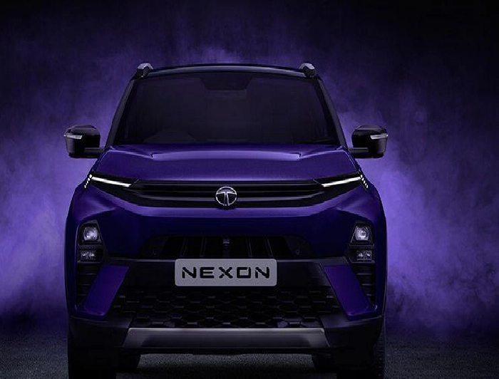 Tata Nexon Facelift  का नया अवतार, 11 वैरिएंट और 6 रंगों में मिलेगी, 8.09 लाख है कीमत, 21000 में बुकिंग