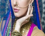 Karwa Chauth Makeup at Home: इन सिंपल स्टेप्स से घर पर करें HD makeup