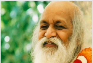 Maharishi Mahesh Yogi: महर्षि महेश योगी की पुण्यतिथि, जानें उनका जीवन