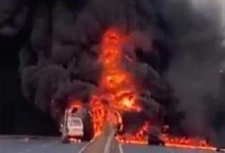 Rajasthan : सीकर में ट्रक और कार की टक्कर के बाद लगी आग में 7 लोगों की झुलसकर मौत