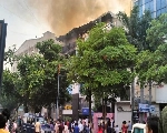 इंदौर में मल्हार मेगा मॉल के सामने टॉवर में लगी आग, ट्रैफिक BRTS में किया डायवर्ट