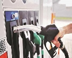पेट्रोल डीजल के ताजा भाव अपडेट, नोएडा में महंगा औार चंडीगढ़ में हुआ सस्ता ईंधन