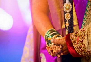 इलाहाबाद हाई कोर्ट का अहम् फैसला, हिन्दू शादियों के लिए कन्यादान जरूरी नहीं