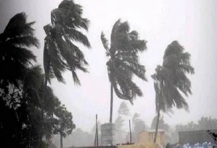 Meghalaya में तूफान से कई मकान क्षतिग्रस्त, 400 से अधिक लोग प्रभावित