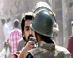 दिल्ली हिंसा : 3 दिन बढ़ी शाहरुख की पुलिस रिमांड