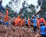 Photos : जाते मानसून ने मचाई तबाही, केरल में 32 लोगों की मौत, देश के कई राज्यों में अक्टूबर में आफत की बारिश