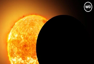 Solar eclipse 2024: होली पर चंद्र ग्रहण समाप्त, जानें खग्रास सूर्य ग्रहण कब लगेगा, भारत में दिखेगा या नहीं?