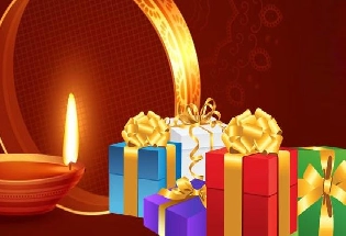 karwa chauth gift ideas  : करवा चौथ पर 5 चीजें बिलकुल भी न दें उपहार में, 5 चीजें दिल जीत लेंगी उनका