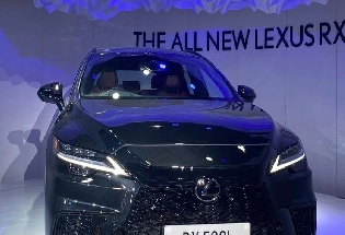 Auto expo 2023 : टोयोटा ने लक्जरी एसयूवी Lexus RX से उठाया पर्दा, हाईटेक हैं फीचर्स