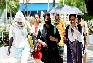 Weather Update : मुंबई में गर्मी ने बरपाया कहर, 14 साल में मंगलवार रहा अप्रैल का सबसे गर्म दिन