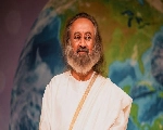 विश्व पृथ्वी दिवस पर इसके संरक्षण का लें संकल्प :गुरुदेव श्री श्री रवि शंकर